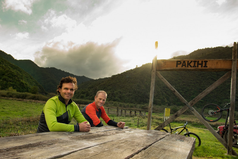 low Motu Paki web 88 cropped