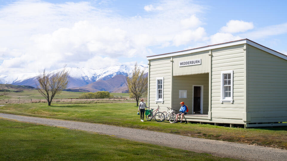 Otago Central Rail Trail   Wedderburn   Spring 2025   credit Brook Sabin (19)